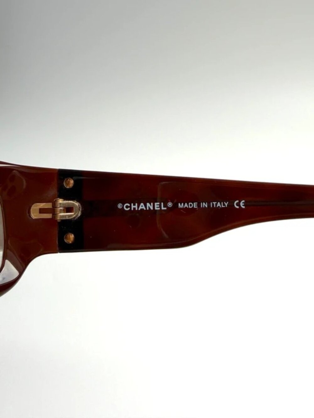 Authentic Chanel Sunglasses Wraparound Brown Quilted Gold Logo Monogram 5052 Vin - Picture 4 of 9